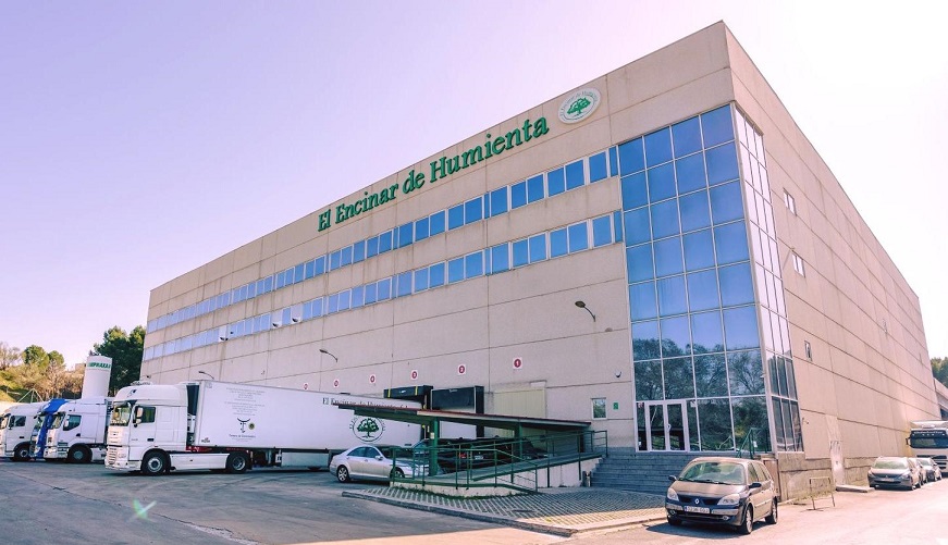 Vista fachada principal El Encinar de Humienta