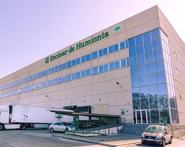 Vista fachada principal El Encinar de Humienta